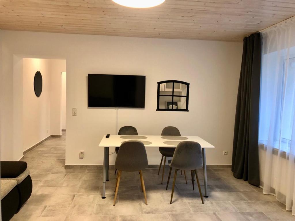 Apartment Erdgeschoss-appartement Mit Seeblick *